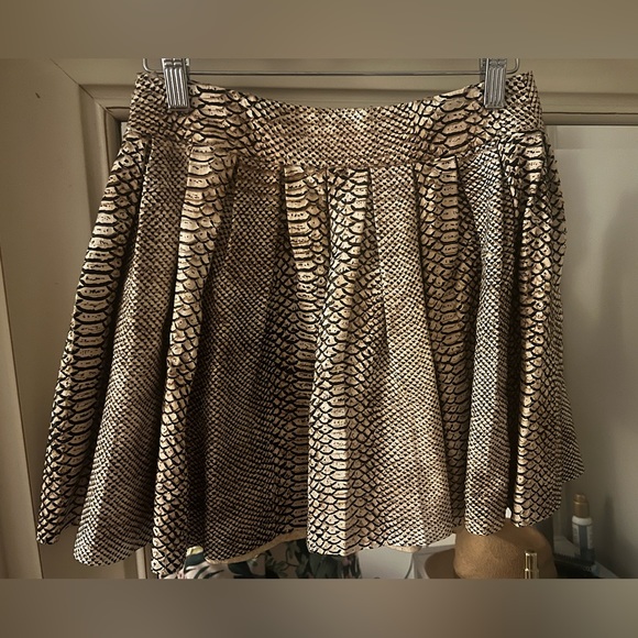 Alice+Olivia Alligator Skin Box Pleat Skirt - Picture 1 of 5
